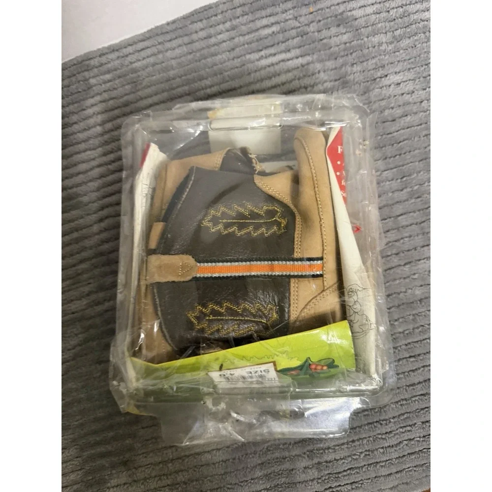 Old West Poppets infant Size 4 Brown Boots